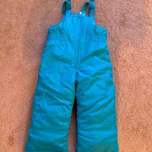 Carter’s 4T girl blue snowpants.